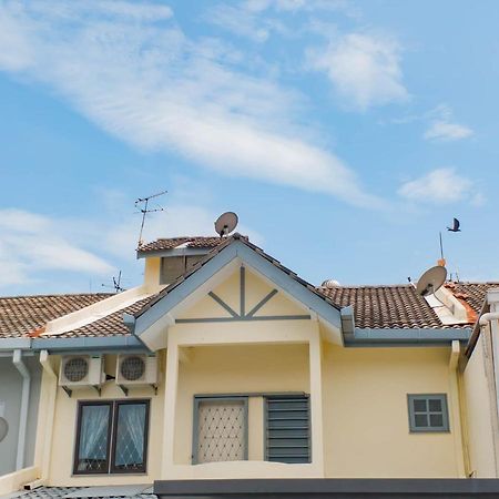 A Quiet Place Malacca Exterior foto